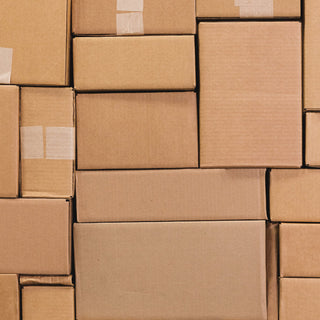 Plain Cardboard Boxes vs. Custom Printed: Which One Should You Choose?